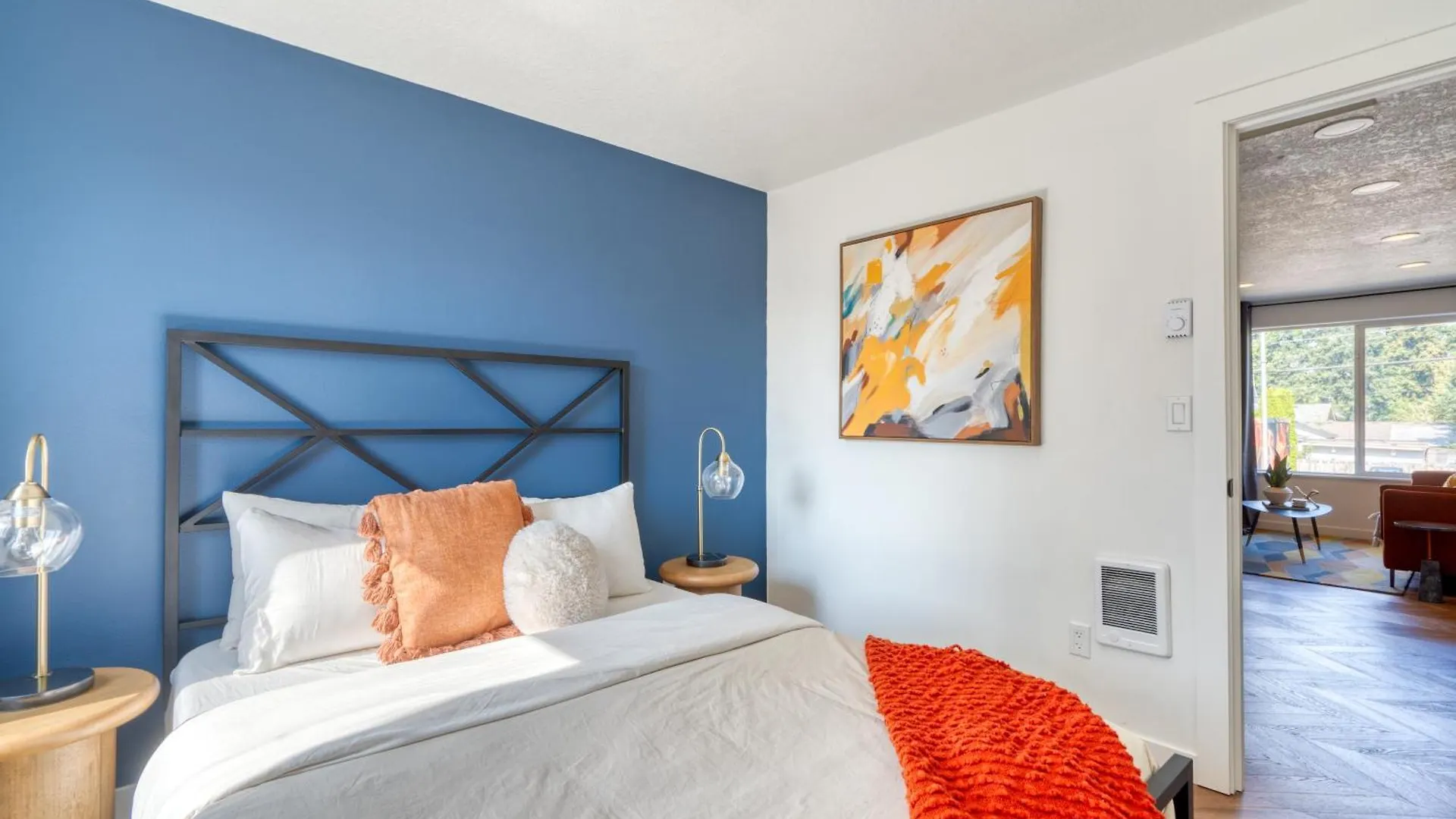 Stay Portland Collection - The Perfect Retro Portland Retreat - Vintage Shops Apartment