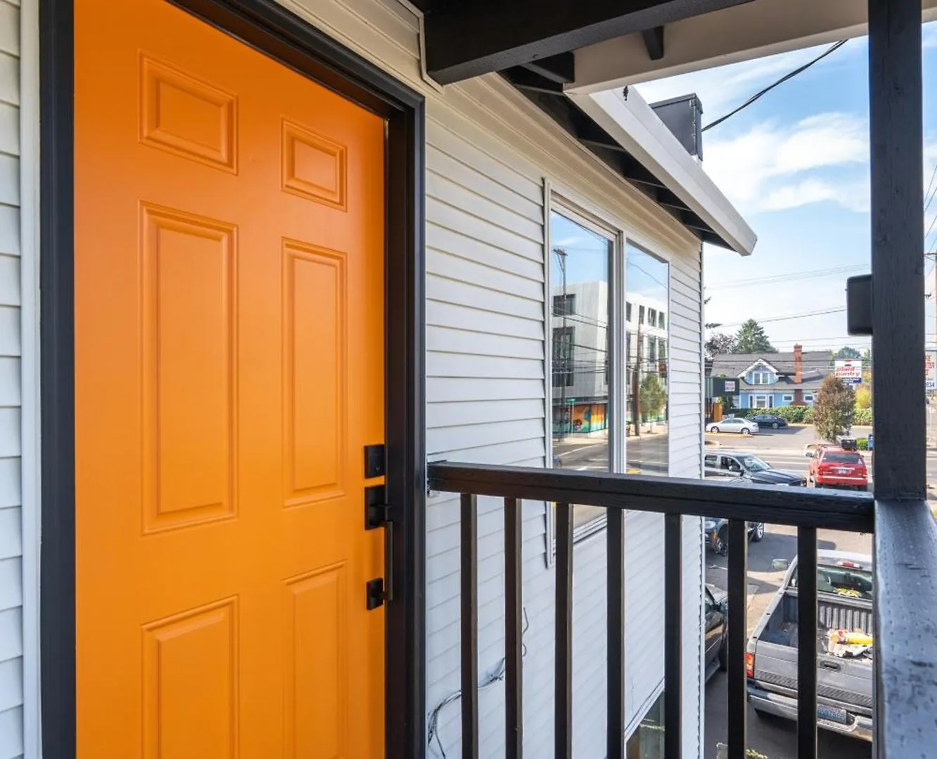 Apartment Stay Portland Collection - The Perfect Retro Portland Retreat - Vintage Shops United States
